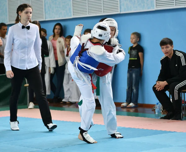 Orenburg Russie Octobre 2019 Des Garçons Concourent Taekwondo Open Taekwondo — Photo