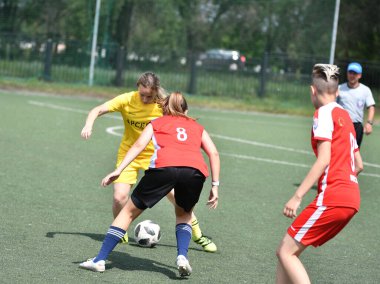  Orenburg, Rusya - 12 Haziran 2019: Rusya Günü 'ne adanmış kadınlar futbol turnuvası