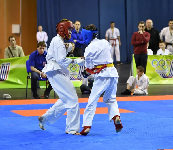 Orenburg Rússia Março 2017 Ano Meninos Competem Karatê Campeonato Região — Fotografia de Stock