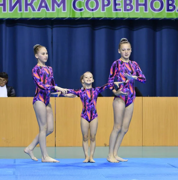 Orenburg Rusia Mayo 2017 Años Chica Compite Acrobacias Deportivas Open — Foto de Stock