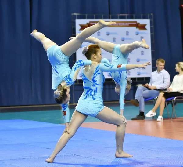 Orenburg Rosja Maja 2017 Roku Dziewczyna Rywalizuje Akrobacji Sportowej Open — Zdjęcie stockowe