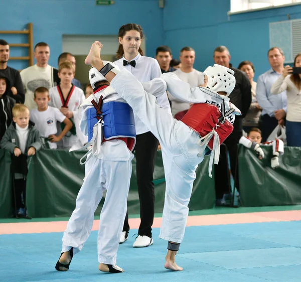Orenburg Rosja Października 2019 Chłopcy Rywalizują Taekwondo Orenburg Open Taekwondo — Zdjęcie stockowe