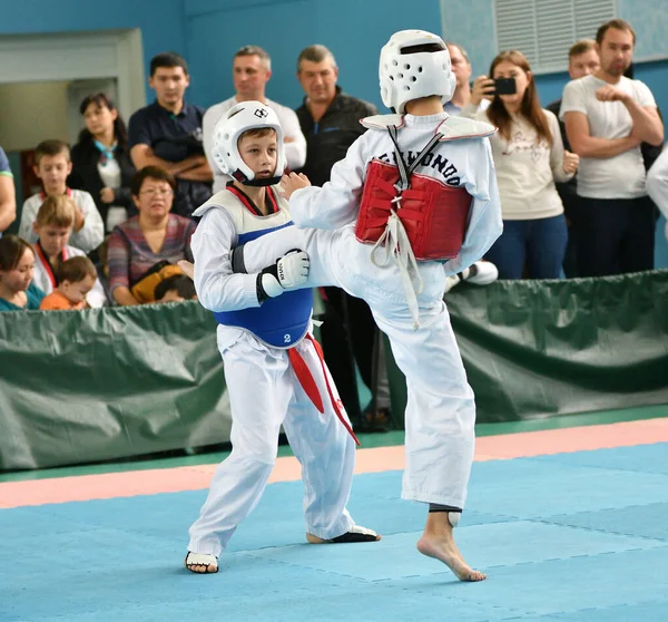 Orenburg Rosja Października 2019 Chłopcy Rywalizują Taekwondo Orenburg Open Taekwondo — Zdjęcie stockowe