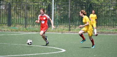  Orenburg, Rusya - 12 Haziran 2019: Rusya Günü 'ne adanmış kadınlar futbol turnuvası