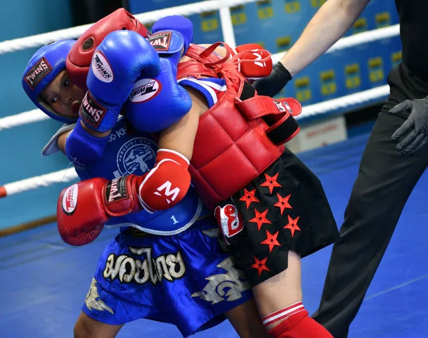 Orenburg Rosja Października 2019 Chłopcy Rywalizują Tajskim Boksie Muay Thai — Zdjęcie stockowe