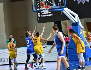 Orenburg, Rusya - 3 Ekim 2019: Kızlar Rusya Basketbol Şampiyonası 'nda 
