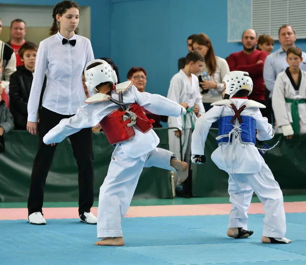 Orenburg Russia Ottobre 2019 Ragazzi Gareggiano Nel Taekwondo Arti Marziali — Foto Stock