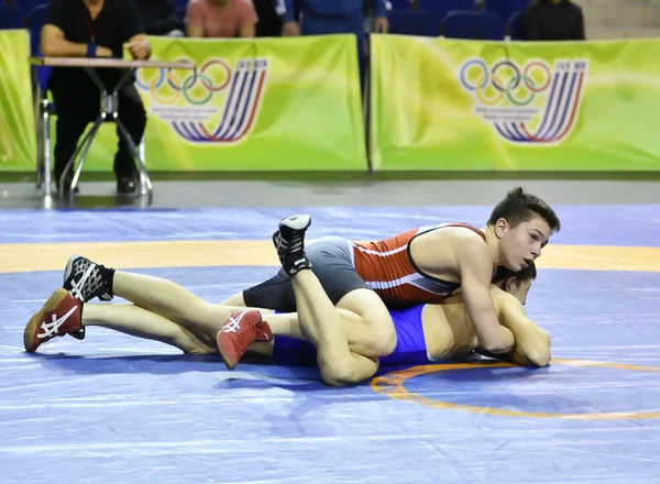 Orenburg Rússia Março 2017 Jovens Sexo Masculino Competem Wrestling Esportivo — Fotografia de Stock