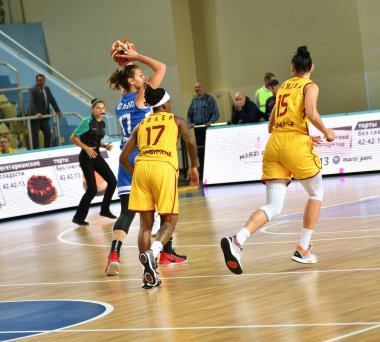Orenburg, Rusya - 3 Ekim 2019: Kızlar Rusya Basketbol Şampiyonası 'nda 