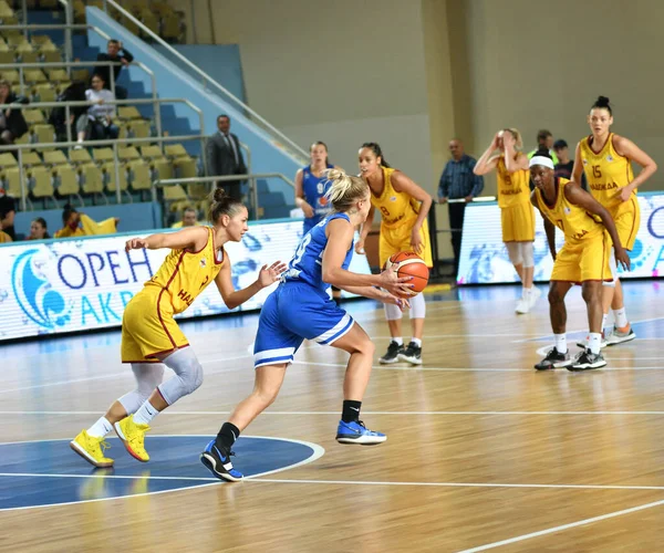 Orenburg Russie Octobre 2019 Les Filles Jouent Basket Ball Dans — Photo