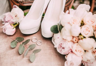 düğün ayakkabıları Gelinlik düğün günü dekor antik sanat