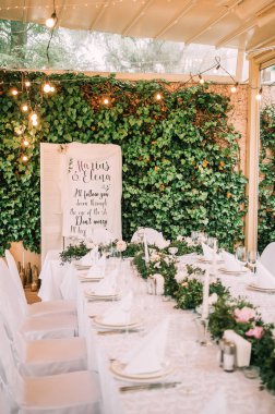 Ziyafet Sofra Restoran dekor beyaz yeşil