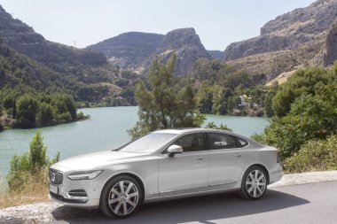 İspanya, Campamento 16 Haziran 2016 Volvo S90 Test sürüşü dağın üzerinde