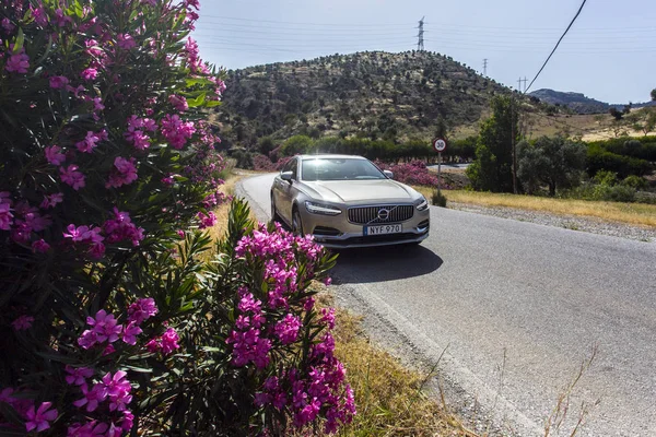 İspanya, Campamento 16 Haziran 2016 Volvo S90 ve çiçekler Test sürüşü