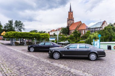 Berlin - 17 Ağustos 2014: Bentley Mulsanne otomotiv gazetecileri için test sürücü Event'de. Bentley Mulsanne 6.75 litre V8 Çift Kişilik-512 hp güç üreten turbo tarafından desteklenmektedir.