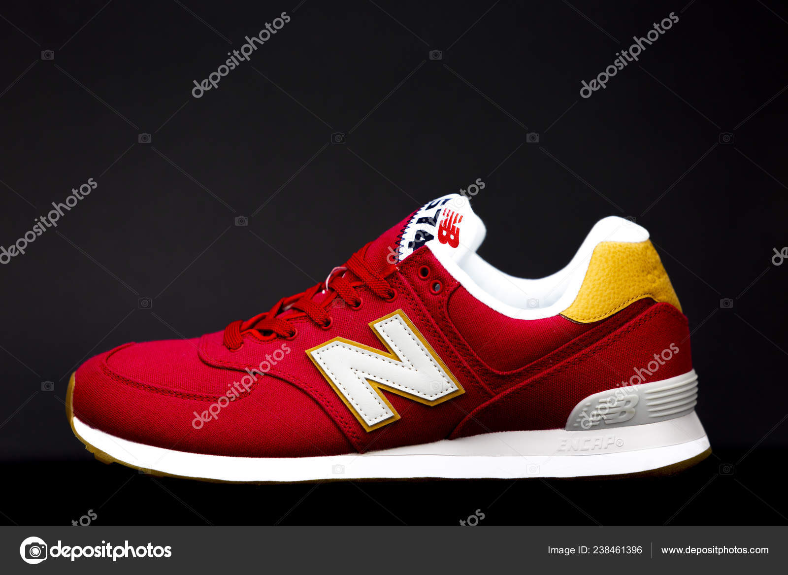 nb athletic shoes
