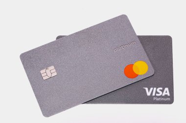 St. Louis, MO, USA Sep 1, 2020 platin kart Visa ve MasterCard izole