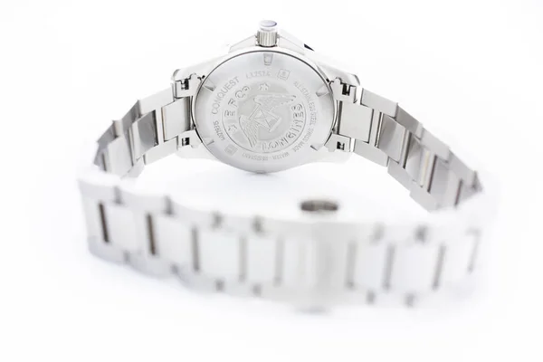 Paryż, Francja 01.10.2020 - Longines zegarek na rękę szwajcarski made watch manufacturing — Zdjęcie stockowe