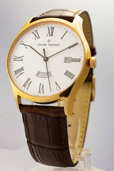 Geneve, Suíça 01.10.2020 - Claude Bernard suíço fez relógio — Fotografia de Stock