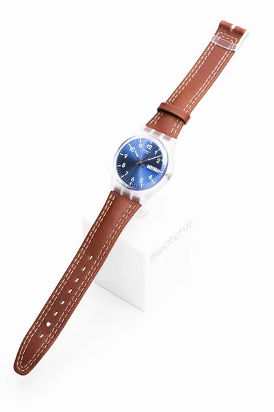 Paris, Frankreich 07.10.2020 - Swatch Schweizer Quarzuhr am Stand Dienstag 31 — Stockfoto