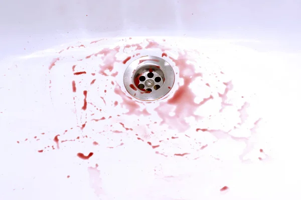 Κηλίδες Αίματος Στην Έννοια Μπάνιο Νεροχύτη Αιμορραγία Ποινικό Και Αυτοκτονία — Φωτογραφία Αρχείου