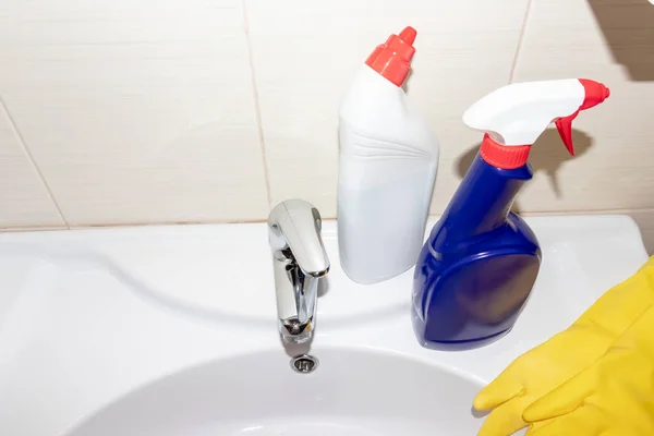 Modern Detergents Cleaning Washing Supplies Bathroom Sink — Stock Photo, Image