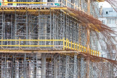 İnşaat kalıp döküm yekpare beton yapıların ve İskele