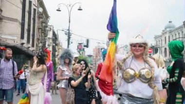 Ukrayna, Kiev, 17 Haziran 2018. Lgbt eşitlik Mart. Travesti ve travestiler