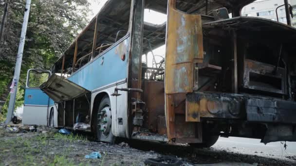 Bussen Efter Branden Eksplosion Bombe Passagerkøretøj Terrorhandlingen Bus Med Børn – Stock-video