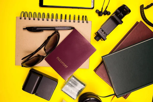 Travel kit of a hipster blogger — Stock Photo, Image