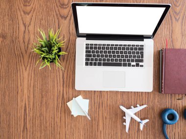 İşadamı ahşap Resepsiyon kavramı görüntünün üstten görünüm 