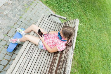 Onun skateboarrd kızla