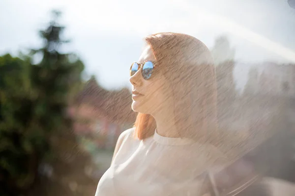 Portrait of gorgeous redhead young woman — Stock Photo, Image