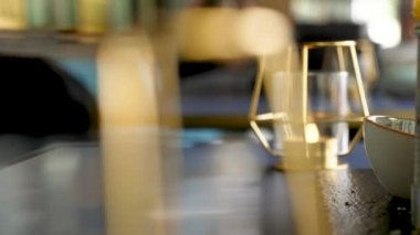 Siyah buns ile taze lezzetli hamburger