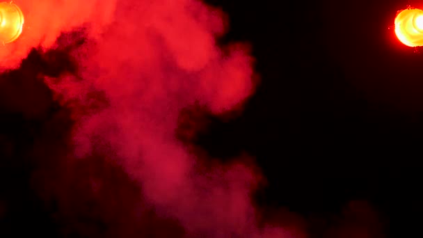 Nuvens de fumaça abstratas sobre duas luzes vermelhas — Vídeo de Stock