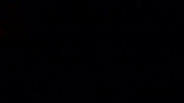 Kırmızı ve mavi soyut bulanık objektif mercek parlamaları