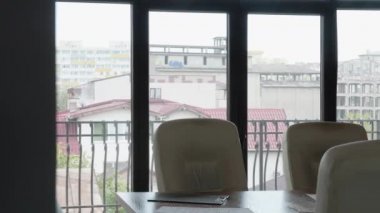Konferans odası görüntüsünü ortaya