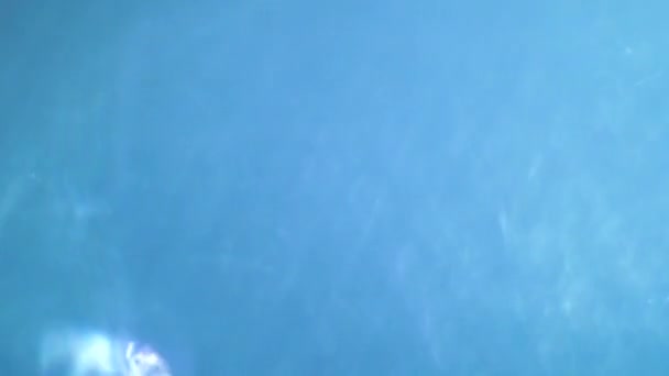 Superbe effet de lumière froide en mouvement changeant l'intensité 