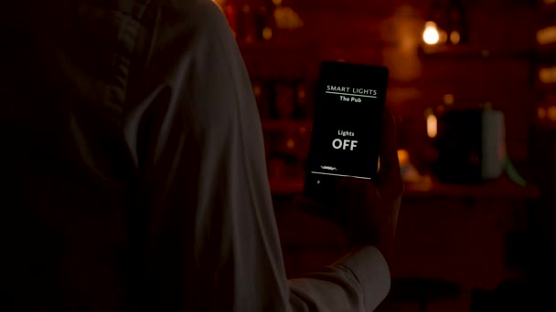 Nahaufnahme einer digitalen Schnittstelle einer Smart Light App — Stockvideo