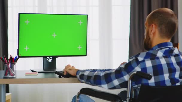 Monitor komputer dengan mock up — Stok Video