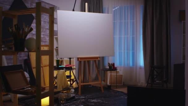 Kunst studio met niemand in — Stockvideo