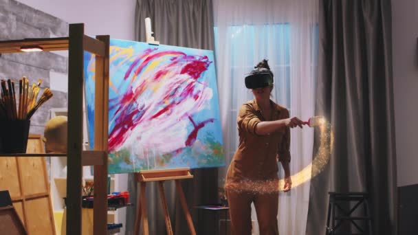 Художественная живопись в виртуальной реальности кистью — стоковое видео