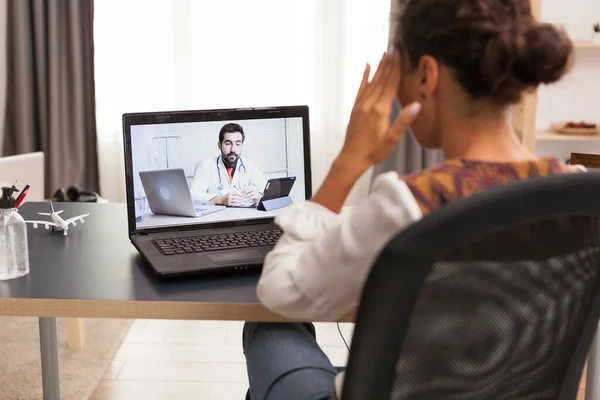 Videoconferentie met dokter — Stockfoto