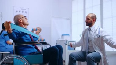 Geçersiz yaşlılar için kurtarma programı