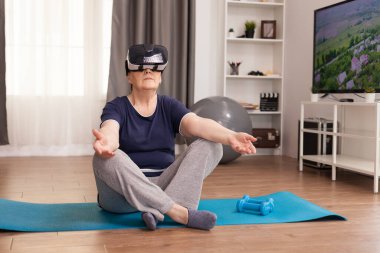 VR kulaklıkla meditasyon.
