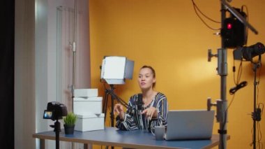 Büyük hediye dağıtan vlog yazarından podcast