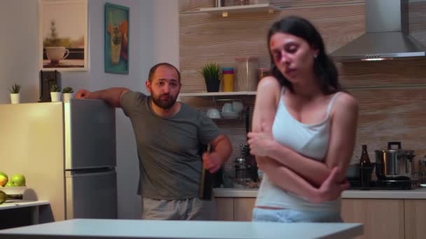 Woman being afraid of drunk husband — Stock Video