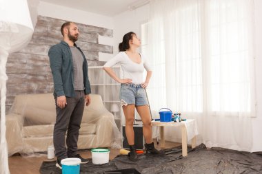 Ev tadilatına hazırlanılıyor