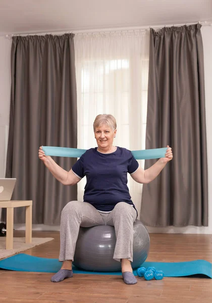 Resistance band training — Stock Photo, Image