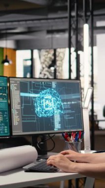 Dikey Video Emlak Geliştiricisi iç tasarım ve inşa düzeni, yapısal analiz ve site hazırlama için gelişmiş yapay zeka ve sinir ağı teknolojisi kullanır. Yenilik ve derin öğrenme